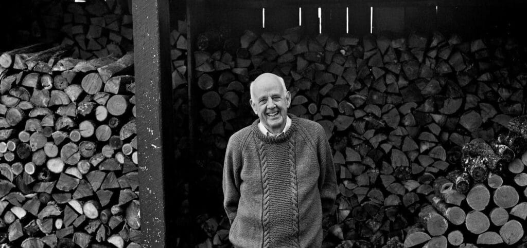 Photograph of Wendell Berry by Guy Mendes. 