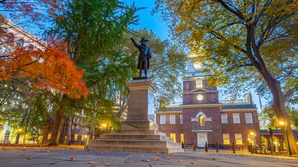 Independence Hall in Philadelphia, Pennsylvania at sunrise